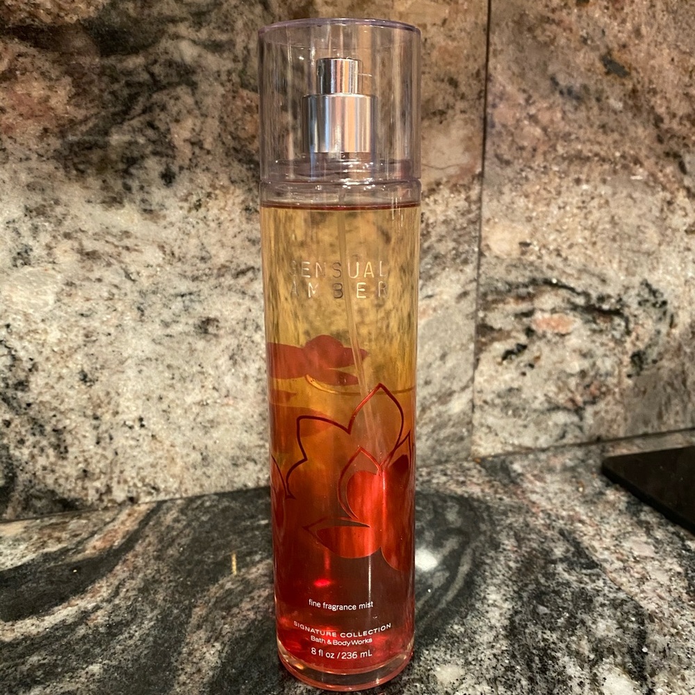 Bath & Body Works Body Spray/Sensual Amber